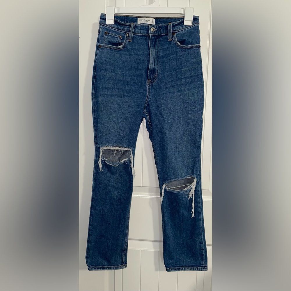 Abercrombie & Fitch Light Blue Denim 28 / 6R